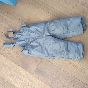 Kids cat and Jack snow pants size 2T gray